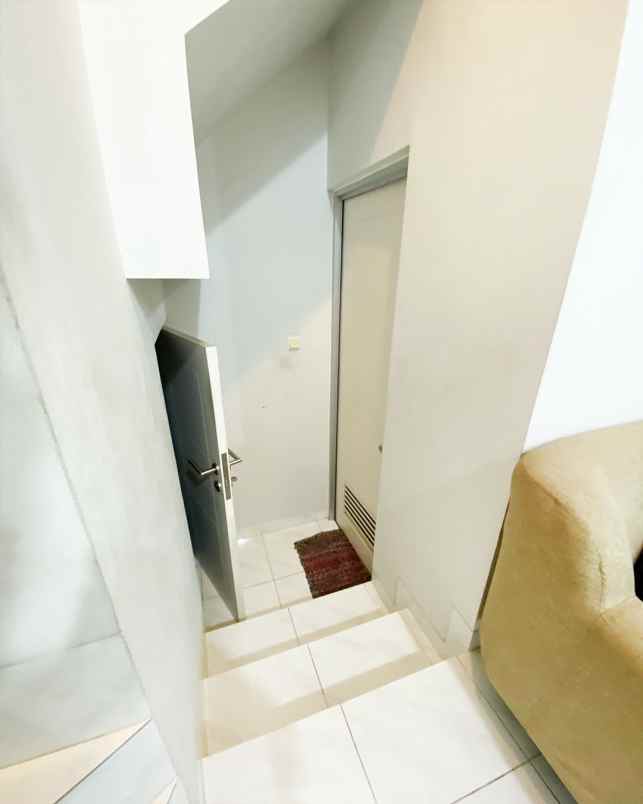 dijual rumah cluster malibu village