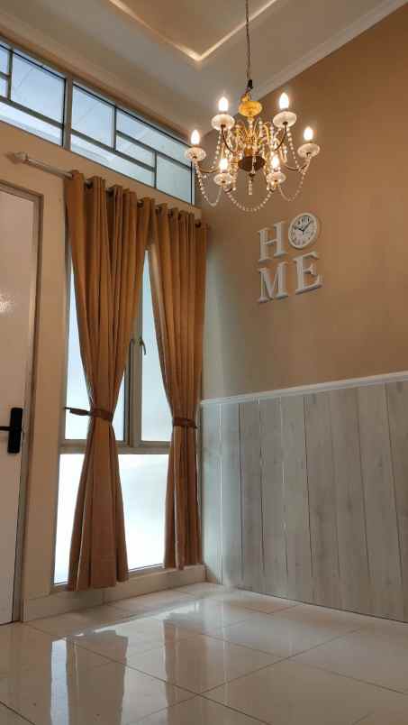 dijual rumah cluster manhattan mutiara