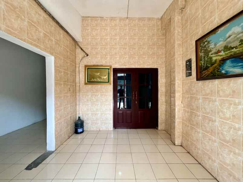 dijual rumah condongcatur