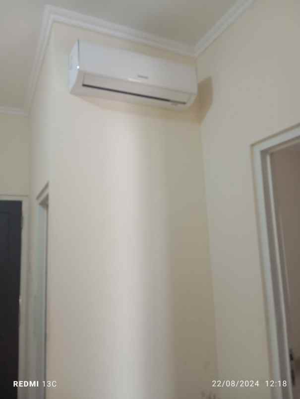 dijual rumah daarra residence