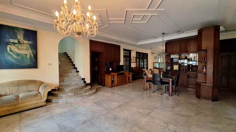 dijual rumah di area tebet