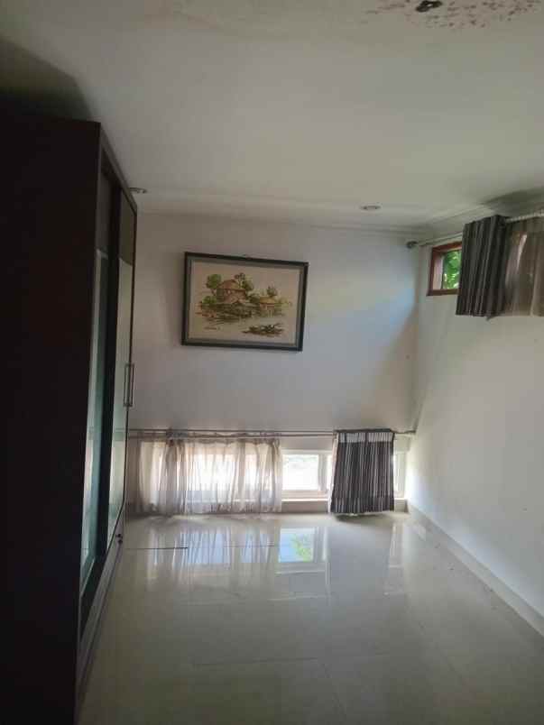 dijual rumah di metland transyogi cibubur