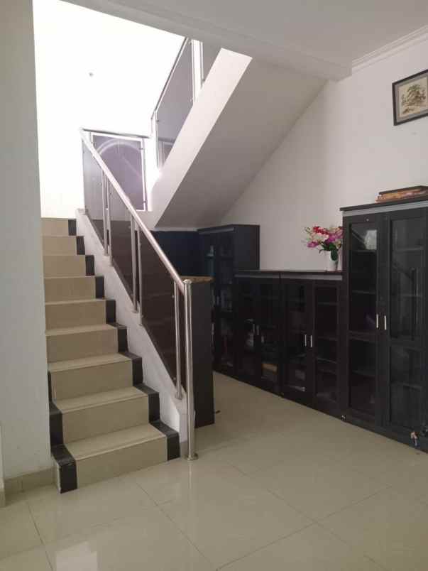 dijual rumah di metland transyogi cibubur