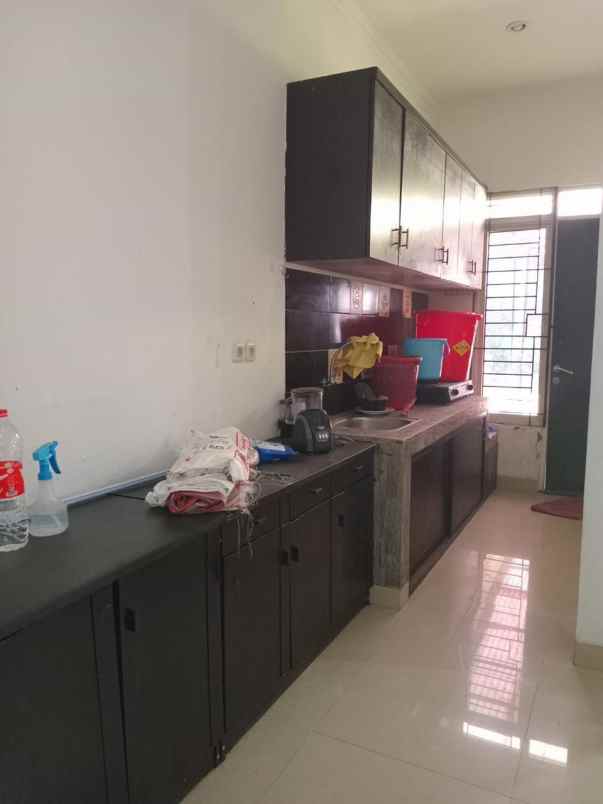dijual rumah di metland transyogi cibubur