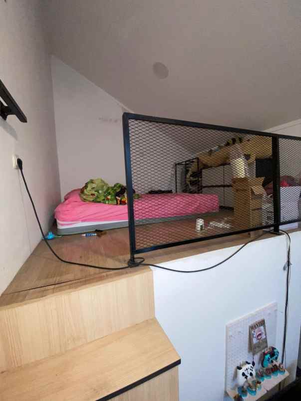 dijual rumah di over kredit rumah di