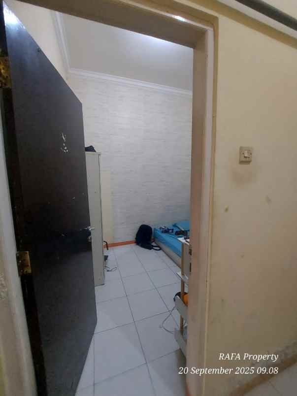 dijual rumah di palebon semarang