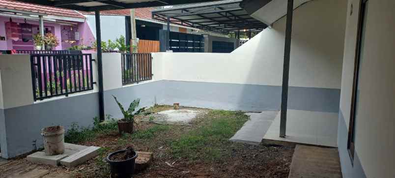 dijual rumah di perumahan irenk house c2 rt 05 rw 14
