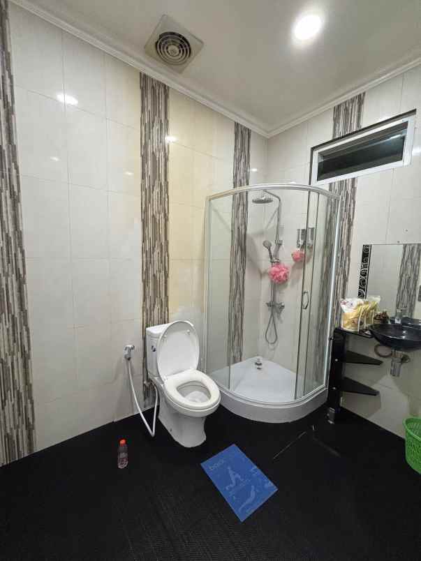 dijual rumah duren sawit jaktim