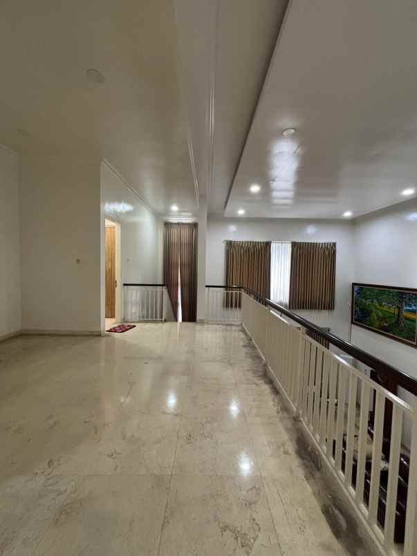 dijual rumah duren sawit jaktim