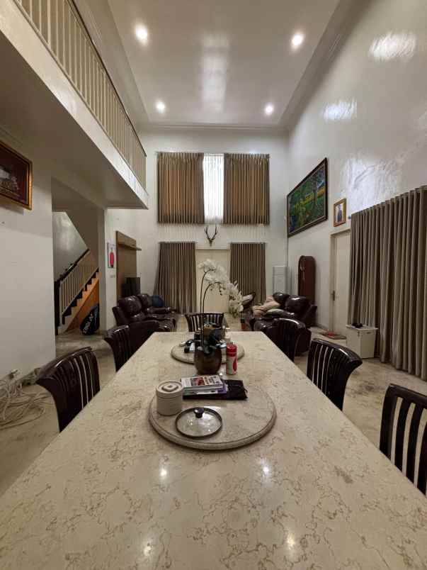 dijual rumah duren sawit jaktim