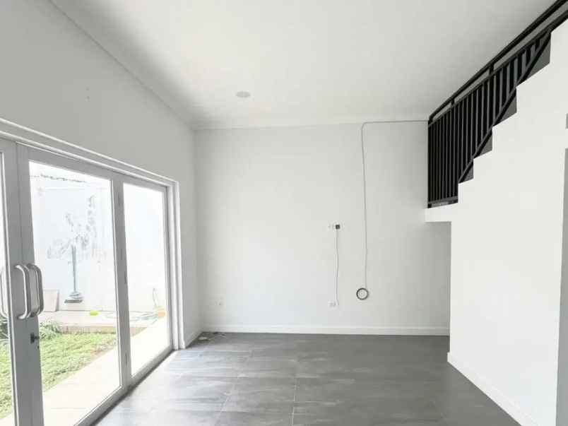 dijual rumah eramas