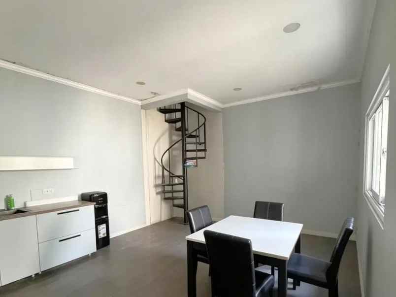 dijual rumah eramas