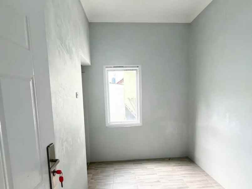 dijual rumah eramas