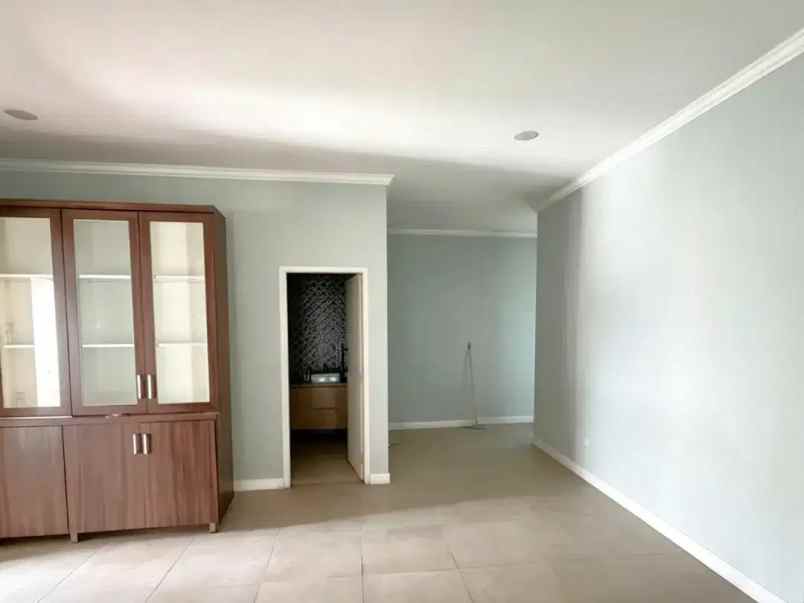 dijual rumah eramas