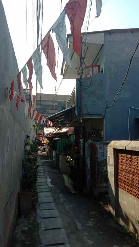 dijual rumah gang swadaya no 25 rt rw07