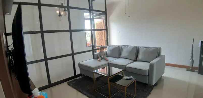 dijual rumah gegerkalong