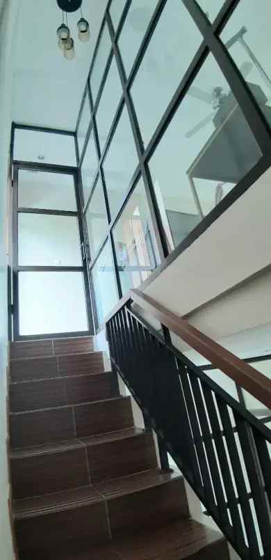 dijual rumah gegerkalong