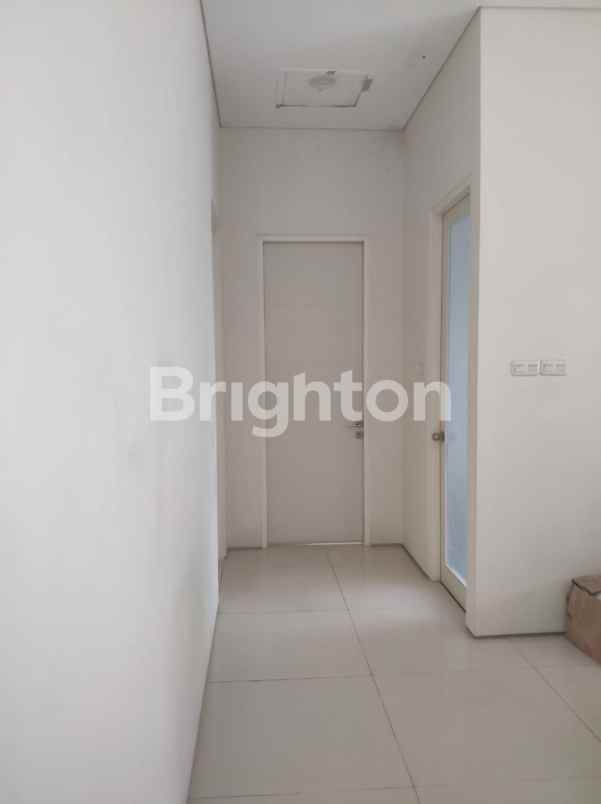 dijual rumah graha family