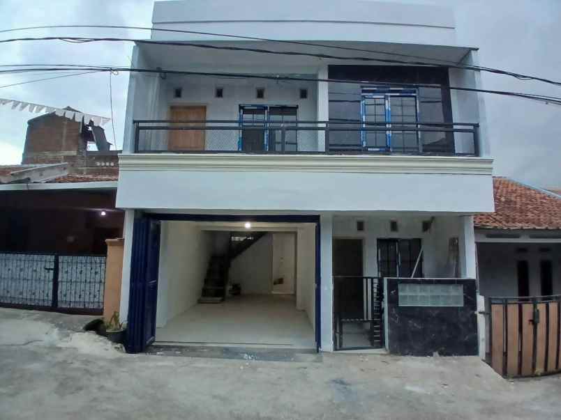 dijual rumah grand cinunuk bandung