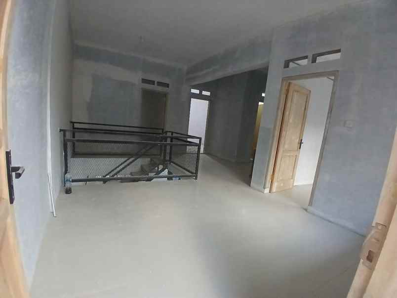 dijual rumah grand cinunuk bandung