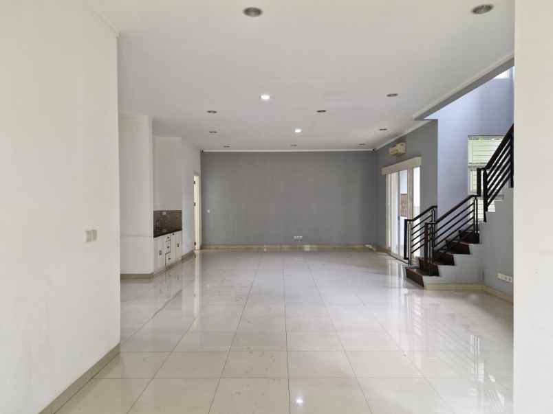 dijual rumah grand orchard ebony