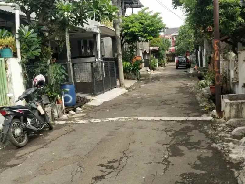 dijual rumah griya bintara indah