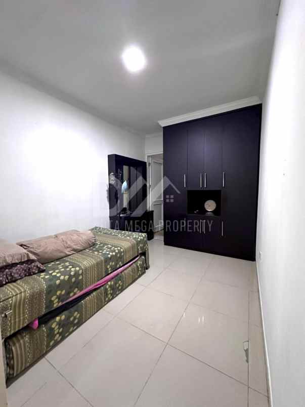 dijual rumah hook full furnished di bsd city