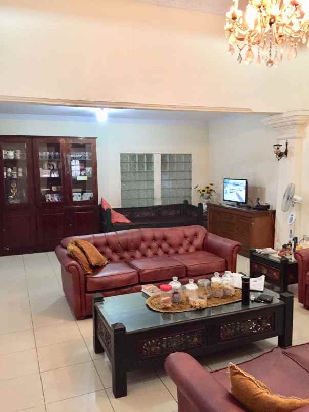 dijual rumah huni kos kosan di cempaka putih