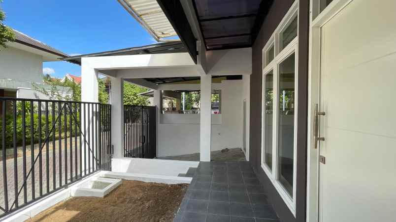 dijual rumah international village