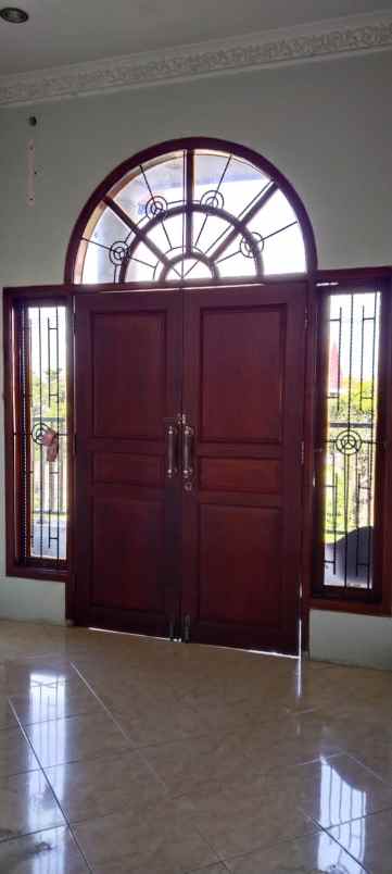 dijual rumah istana mentari sidoarjo