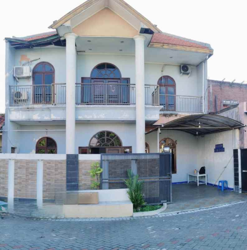 dijual rumah istana mentari sidoarjo