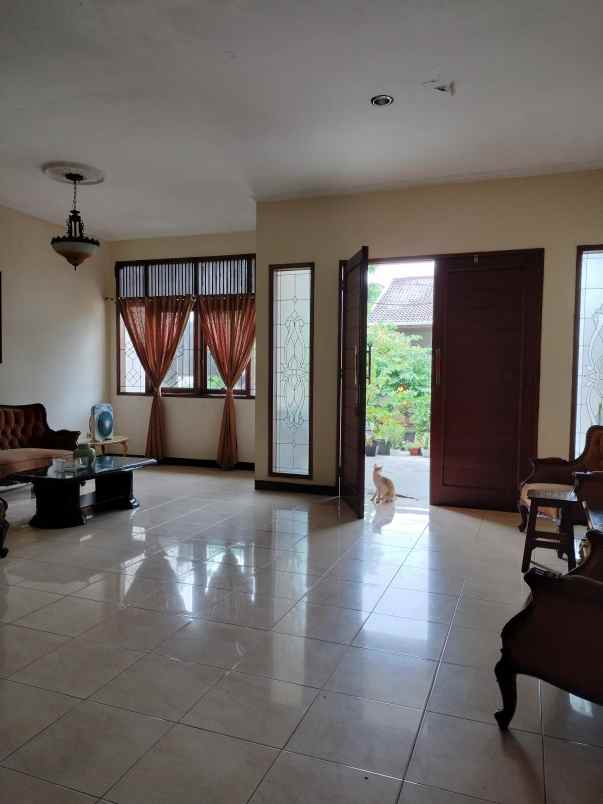 dijual rumah jakarta timur makasar