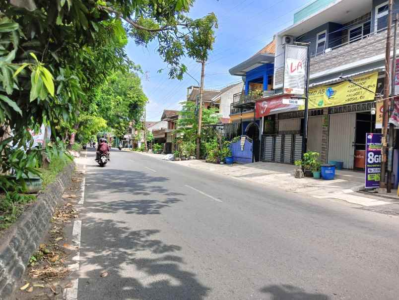 dijual rumah jalan elang raya