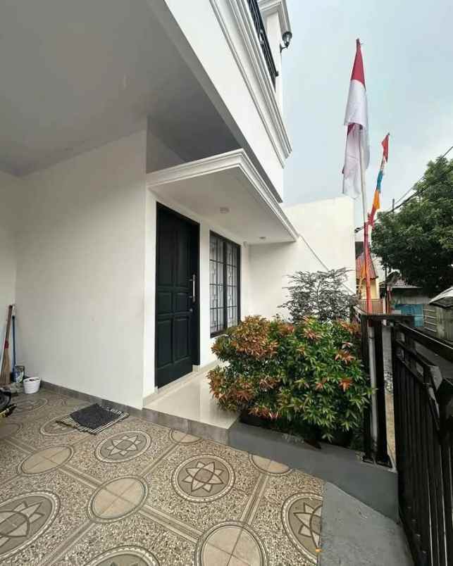 dijual rumah jalan kahfi jagakarsa