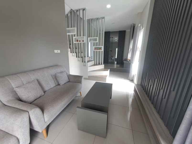 dijual rumah jalan kramat asem no 36b