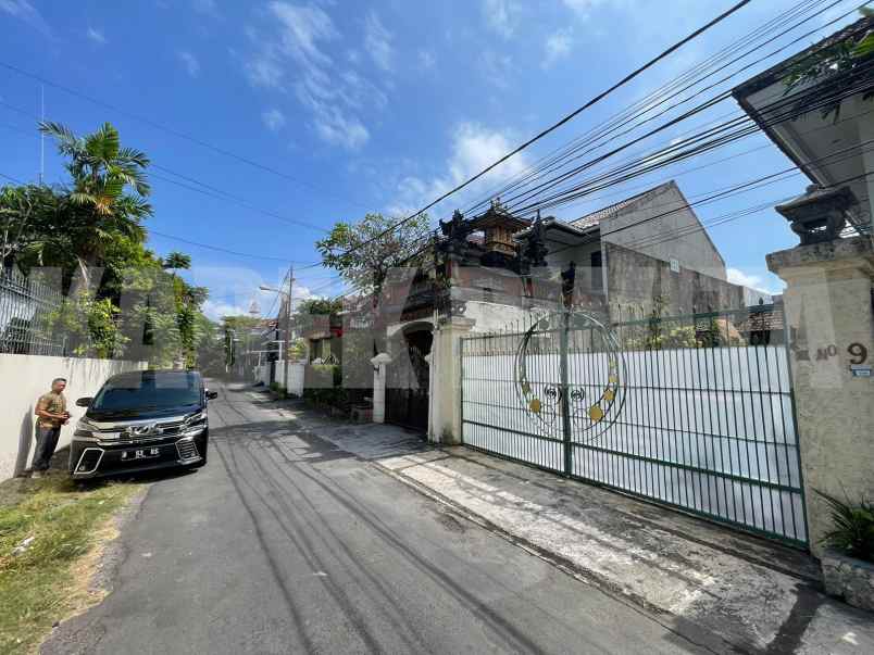 dijual rumah jalan moh yamin