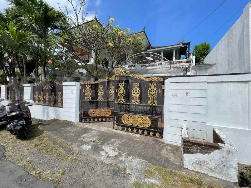 dijual rumah jalan moh yamin