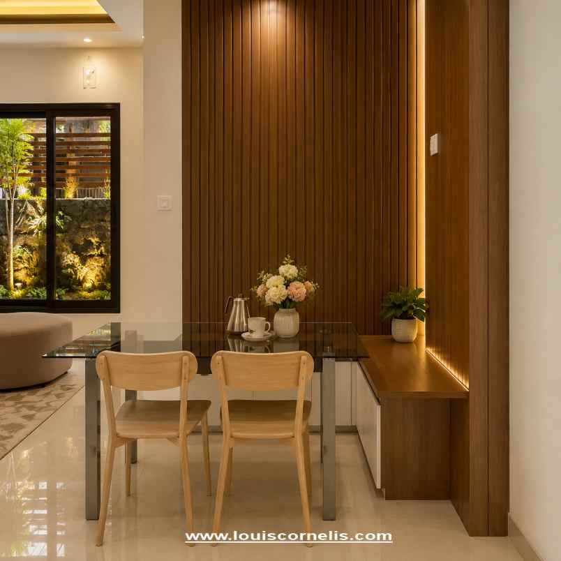 dijual rumah jalan padang luwih
