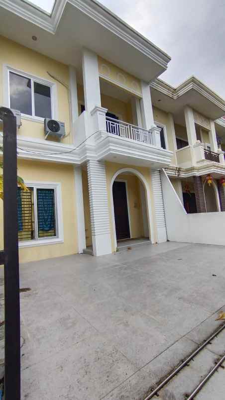 dijual rumah jalan purnama 1 pontianak