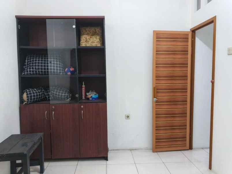 dijual rumah jalan rawa papan
