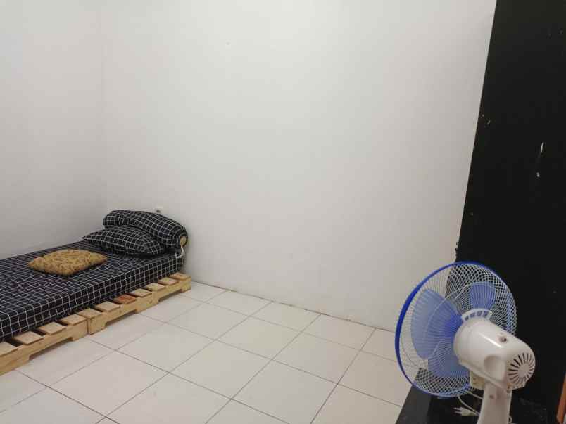 dijual rumah jalan rawa papan