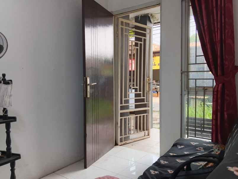 dijual rumah jalan rawa papan