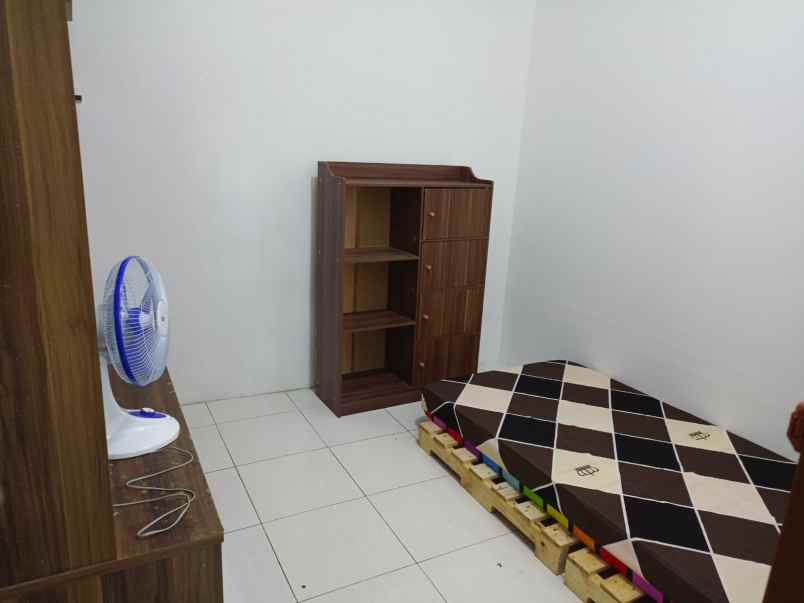 dijual rumah jalan rawa papan