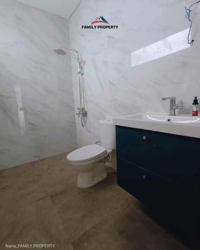 dijual rumah jalan raya bintaro jakarta