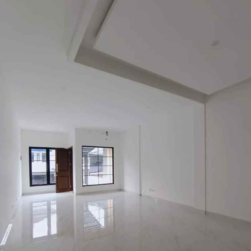 dijual rumah jalan raya bintaro jakarta