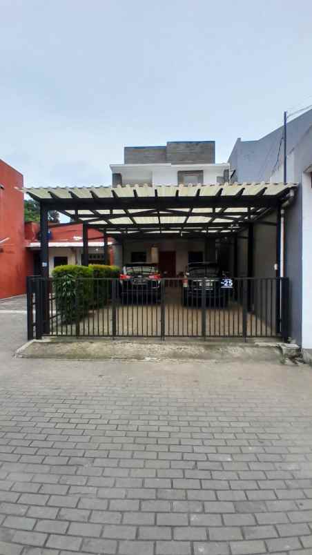 dijual rumah jalan raya cilandak kko