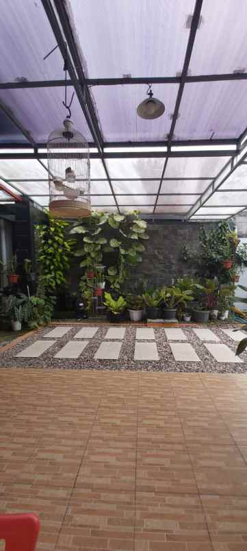 dijual rumah jalan raya tajem