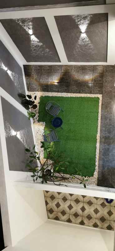 dijual rumah jalan tiga putra limo