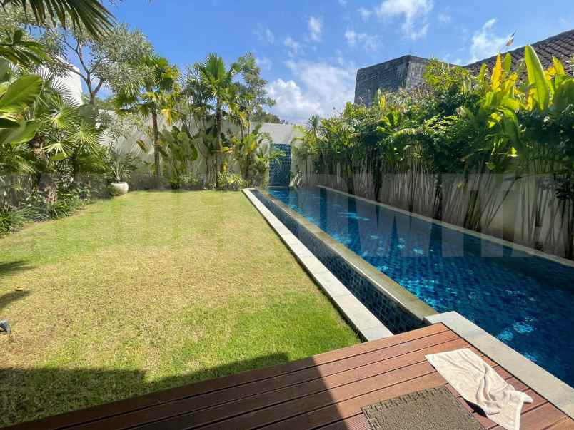 dijual rumah jalan tukad musi