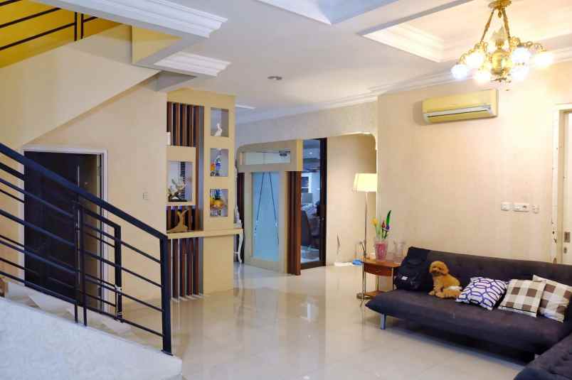 dijual rumah janur elok kelapa gading